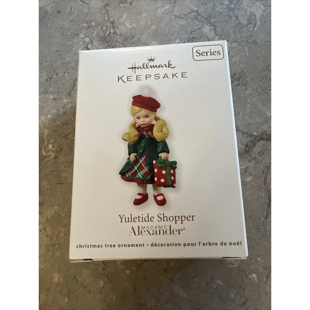 2011 Hallmark Ornament Madame Alexander 